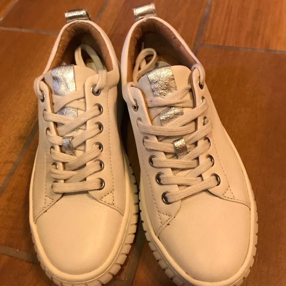 Sofft  sneakers, size 6.5 M